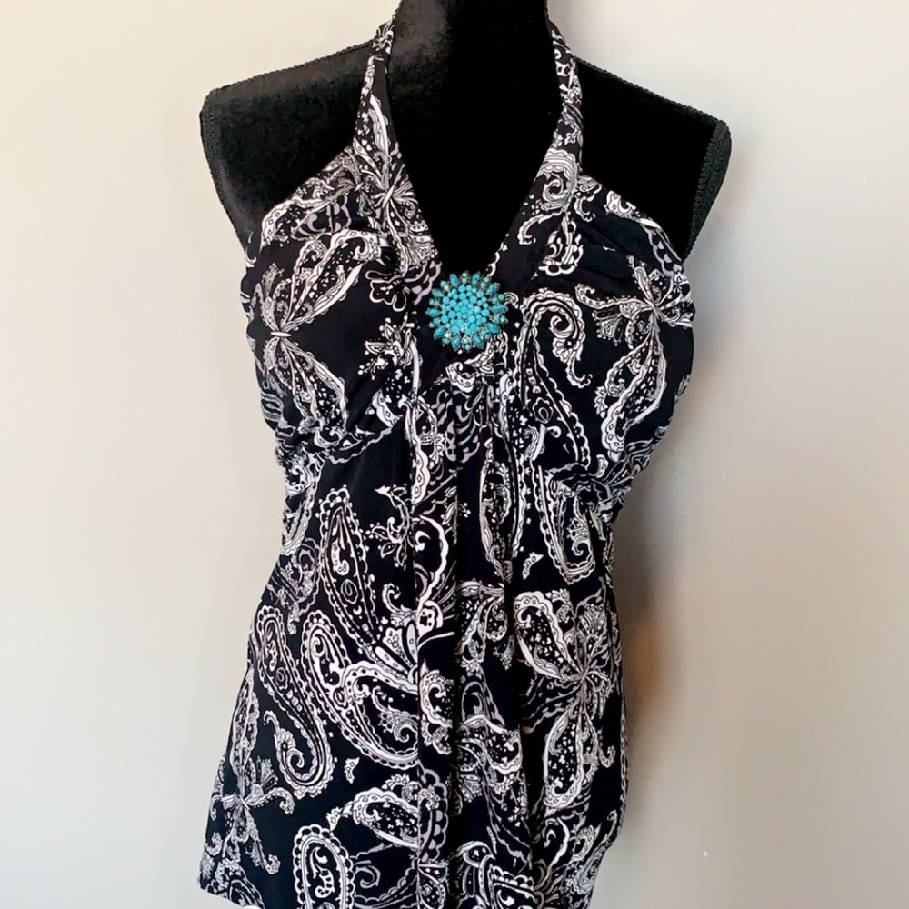 Halter top with turquoise accent